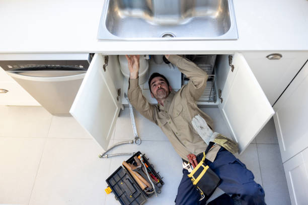 Best Shower Repair Services  in Baldwyn, MS